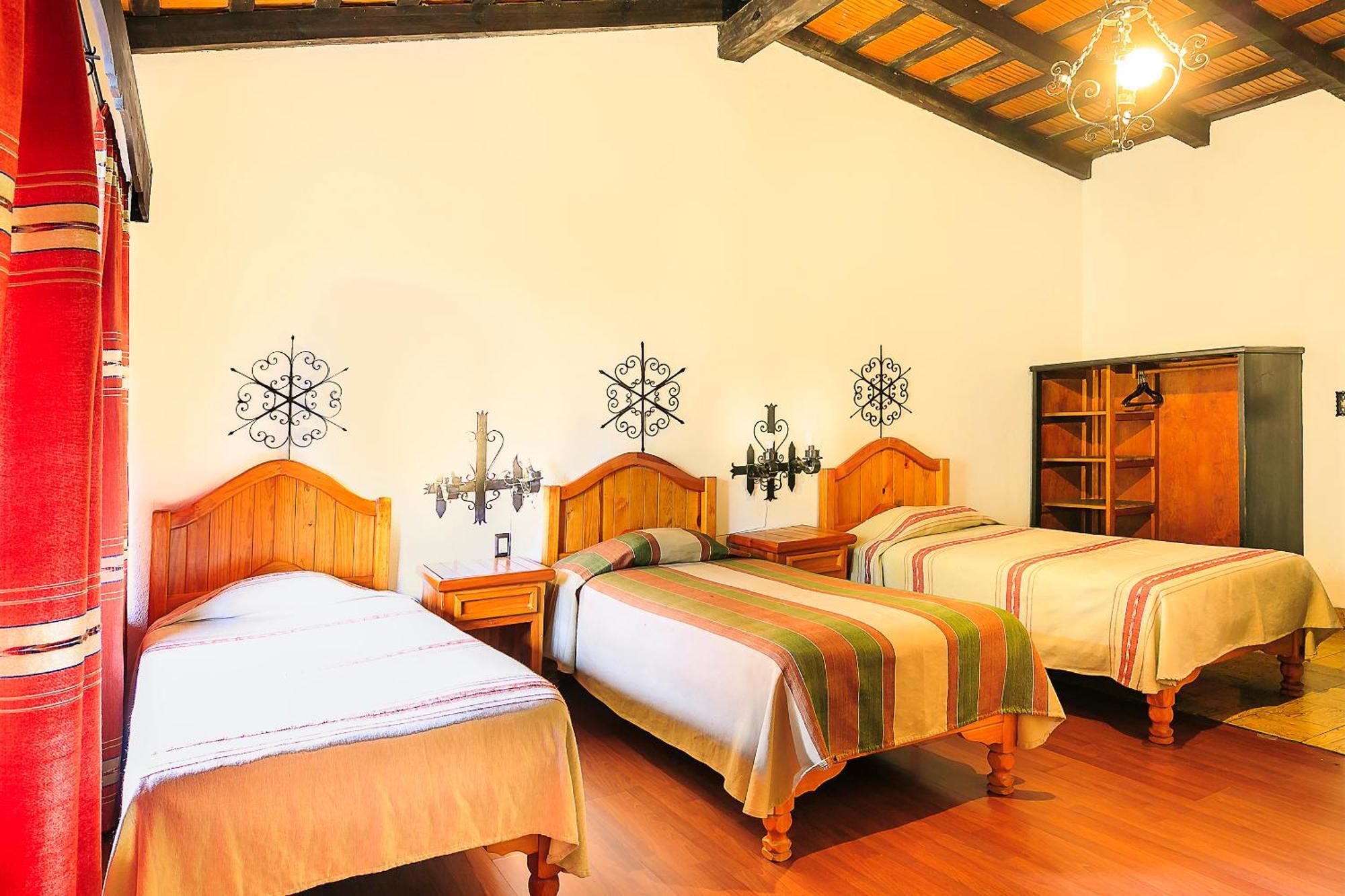 Hotel Pie De La Sierra Uruapan  Kültér fotó