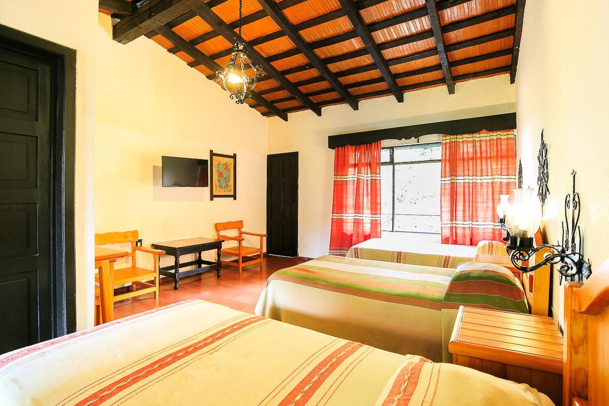 Hotel Pie De La Sierra Uruapan  Kültér fotó